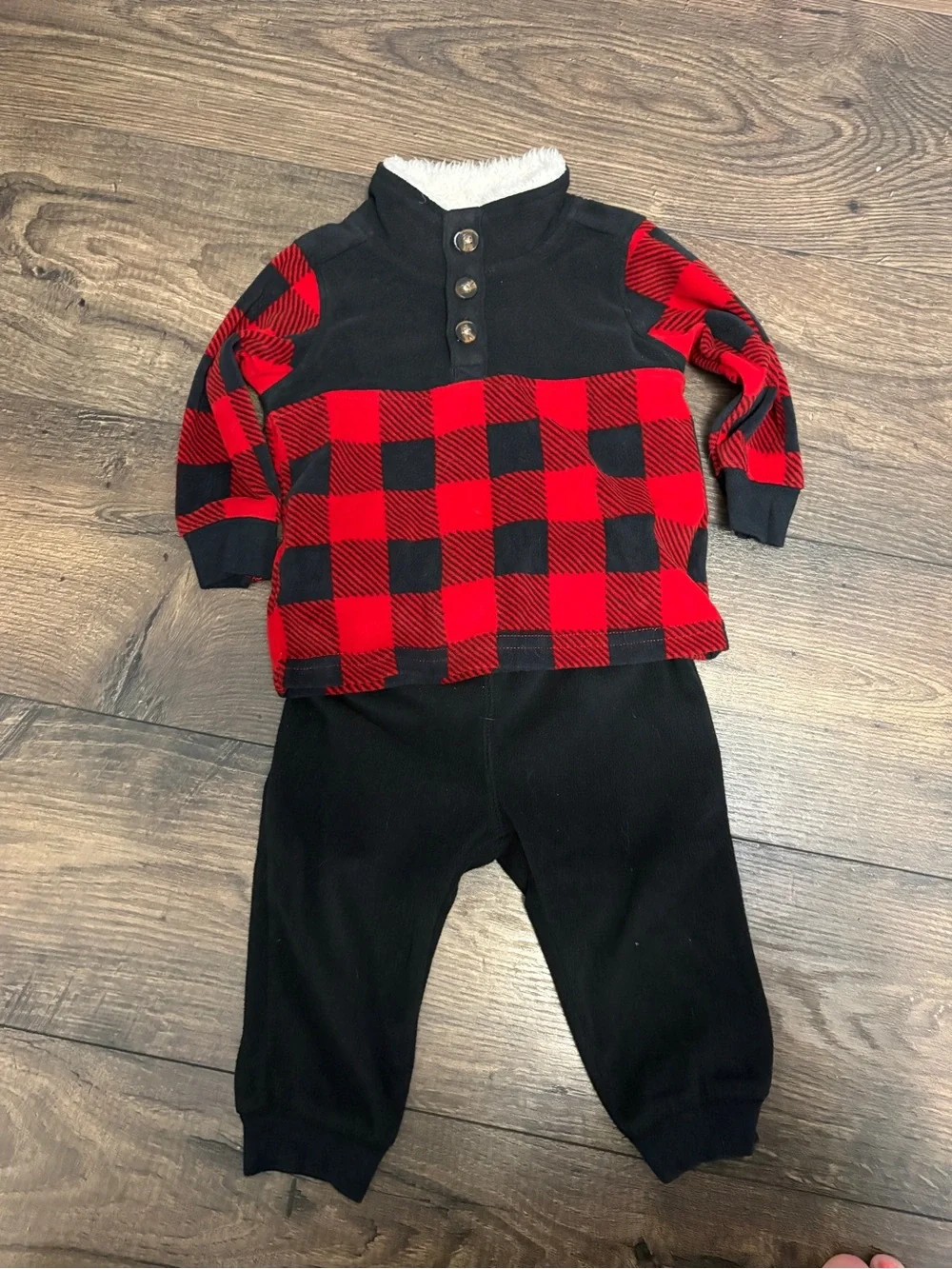 🌴 Carter’s Baby Boy Buffalo Plaid Fleece Outfit Set 9M